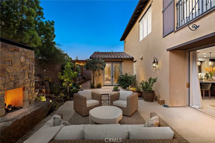 137 Sunset, Irvine, California 92602