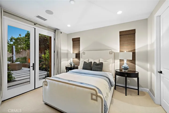 137 Sunset, Irvine, California 92602