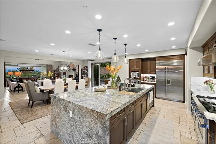 137 Sunset, Irvine, California 92602
