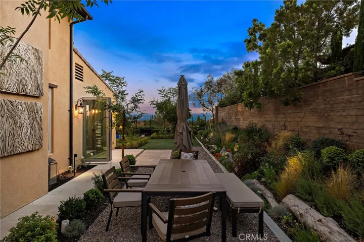 137 Sunset, Irvine, California 92602