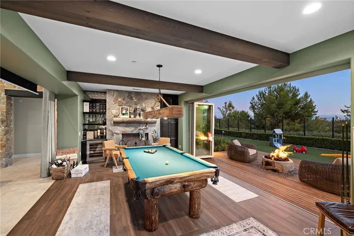 137 Sunset, Irvine, California 92602