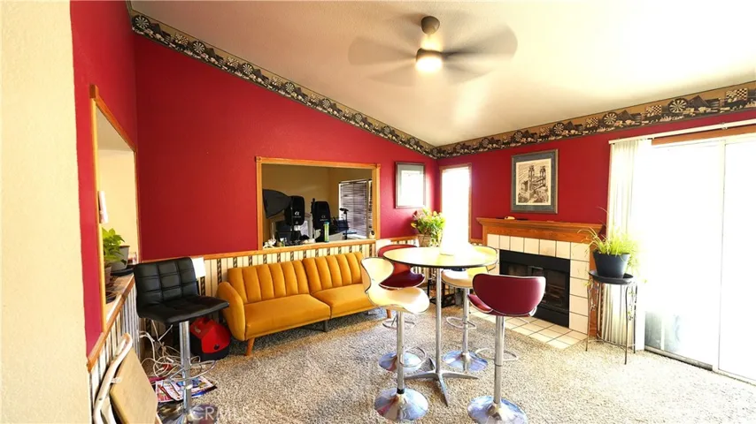 Den or dining area