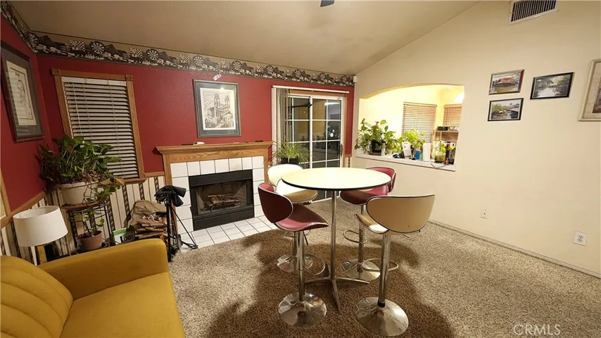 Den or dining area