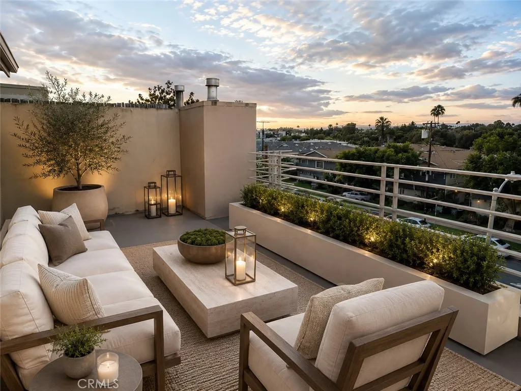 Virtually staged private roof top deck