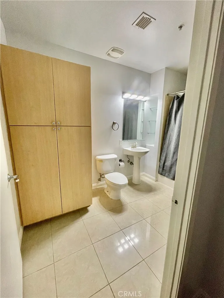 Second bathroom