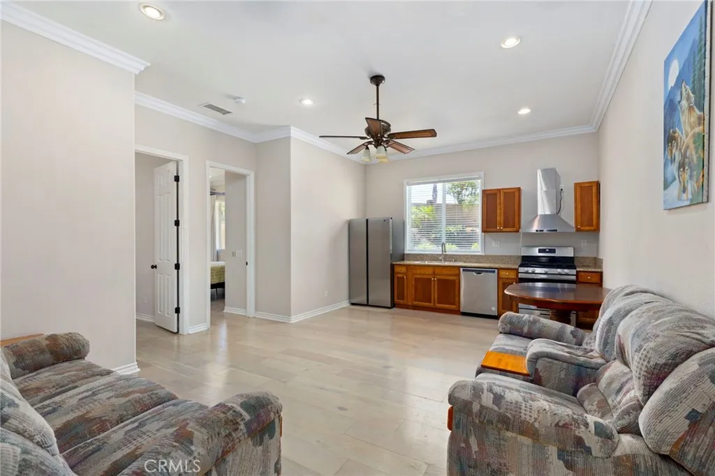 2-bedroom Guest suite with full kitchen