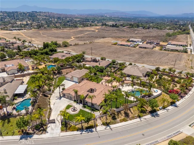 7907 Horizon View Drive, Riverside, California 92506