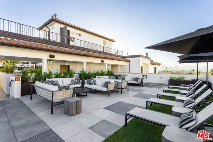 1333 S Orange Grove Avenue Ph504, Los Angeles, California 90019