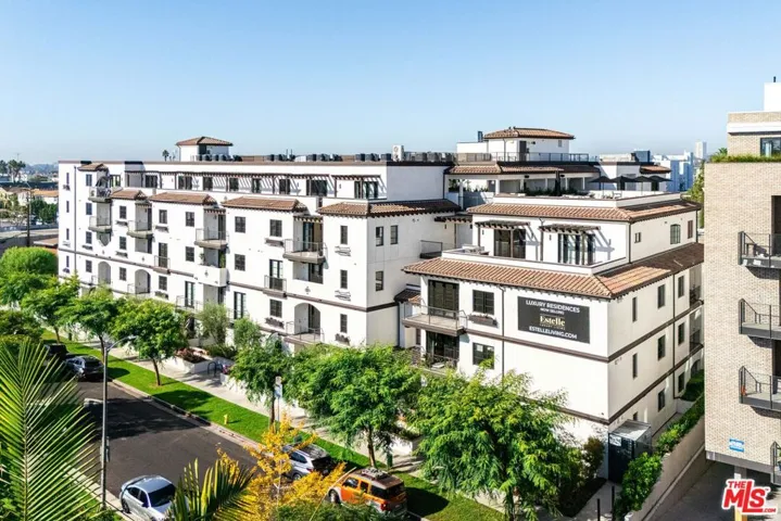 1333 S Orange Grove Avenue 213, Los Angeles, California 90019