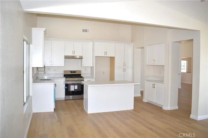 13246 Davidson, Victorville, California 92392