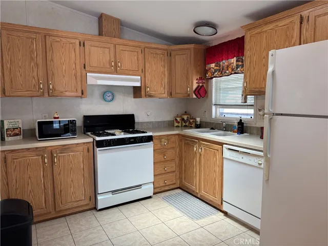 17261 Gothard 5, Huntington Beach, California 92647