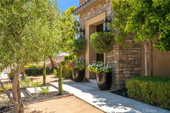 12213 Cortona Place, Riverside, California 92503