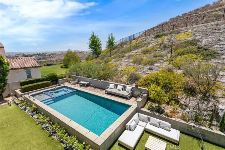 12213 Cortona Place, Riverside, California 92503