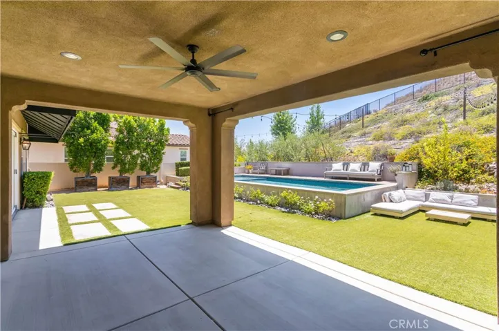 12213 Cortona Place, Riverside, California 92503