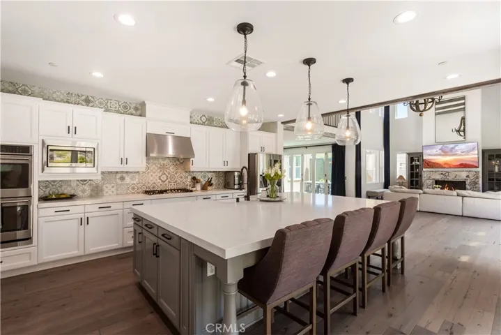 12213 Cortona Place, Riverside, California 92503