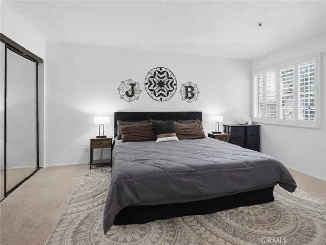 Front Bedroom Suite
