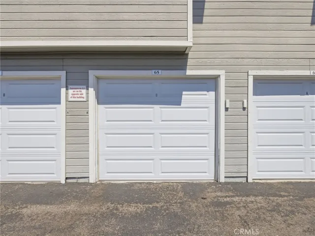 Detached One-Car Garage