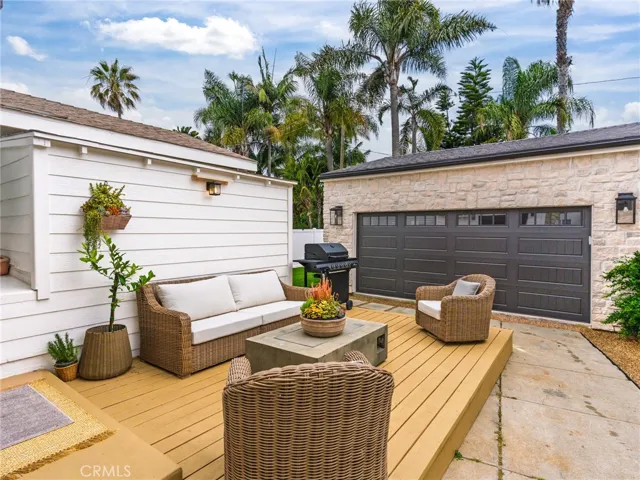 527 W Mariposa Avenue, El Segundo, California 90245