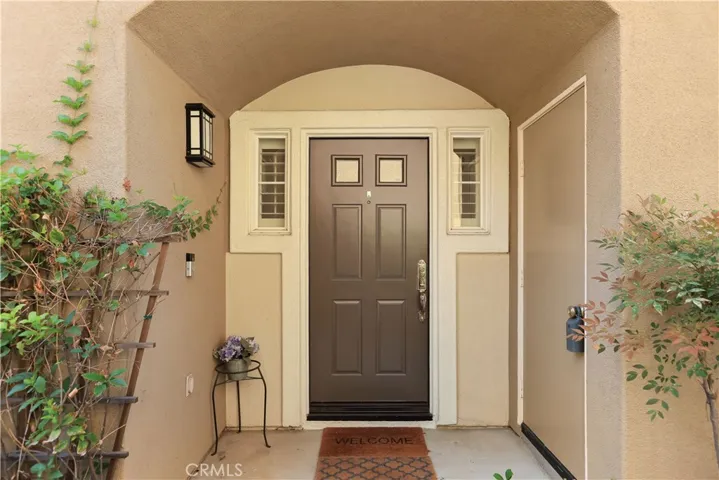 43 Visalia, Irvine, California 92602