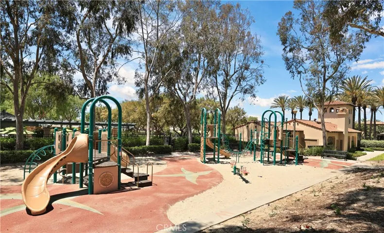 43 Visalia, Irvine, California 92602
