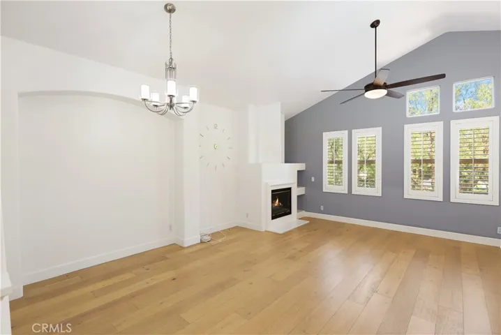 43 Visalia, Irvine, California 92602