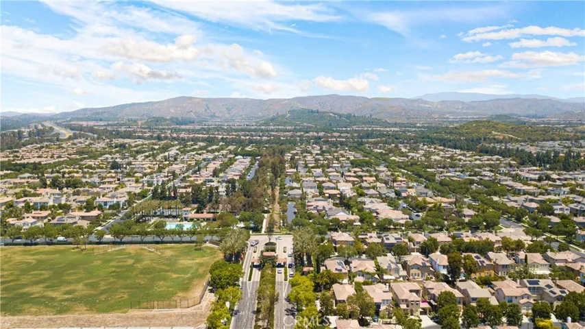 43 Visalia, Irvine, California 92602