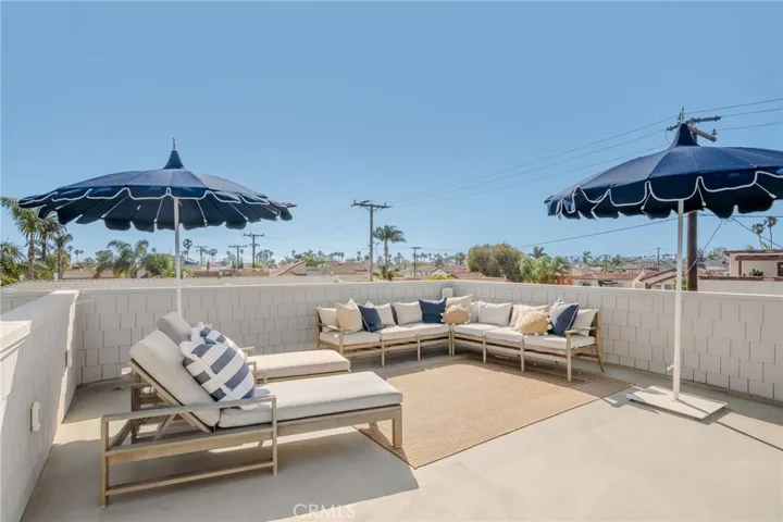 153 Granada Avenue, Long Beach, California 90803