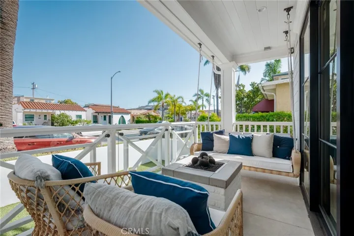 153 Granada Avenue, Long Beach, California 90803