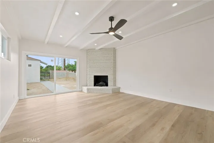 3726 E Iva, Compton, California 90221