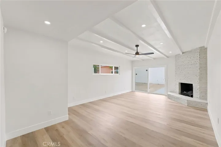 3726 E Iva, Compton, California 90221