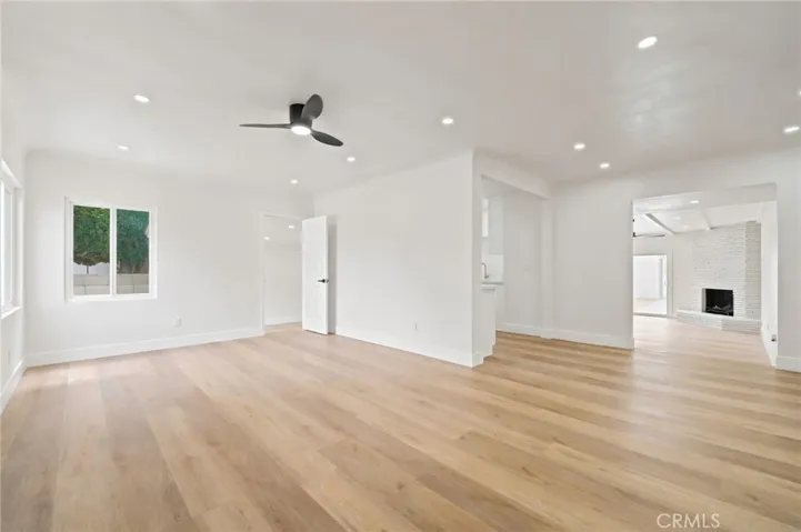 3726 E Iva, Compton, California 90221