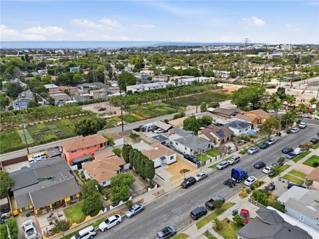 3726 E Iva, Compton, California 90221