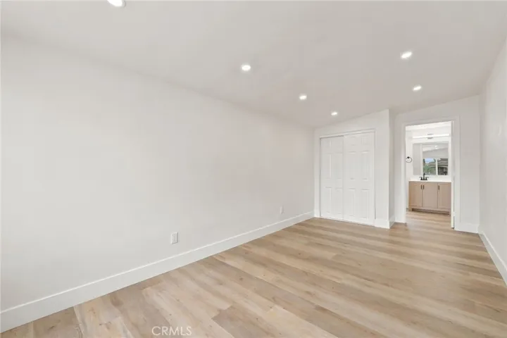 3726 E Iva, Compton, California 90221