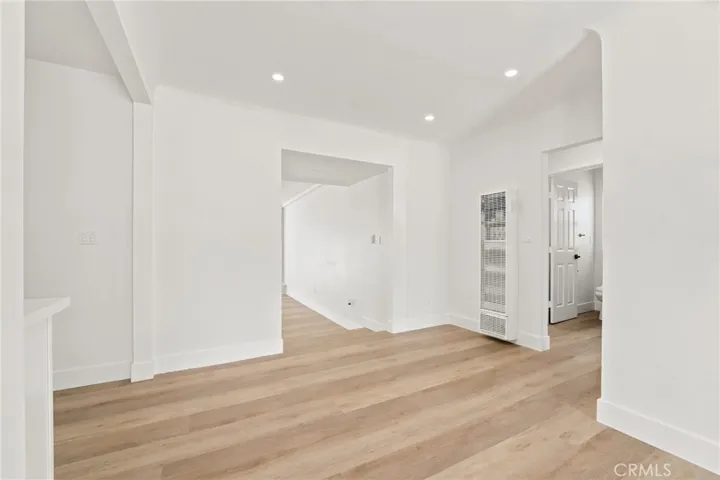 3726 E Iva, Compton, California 90221