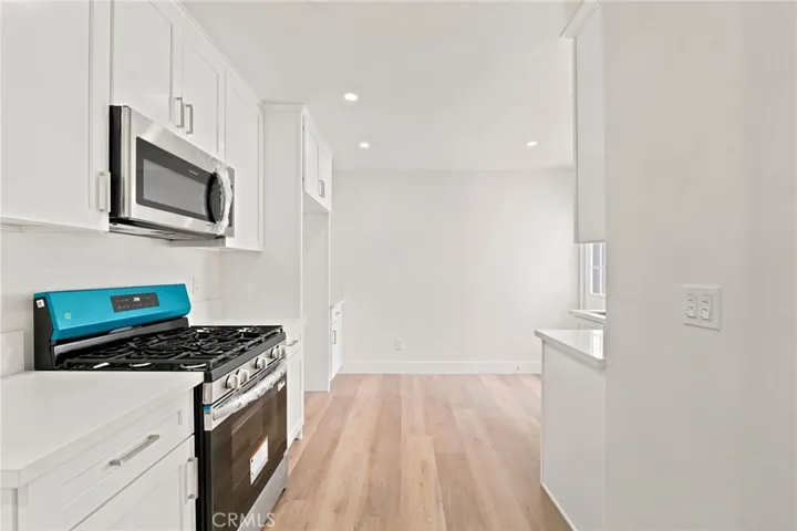 3726 E Iva, Compton, California 90221