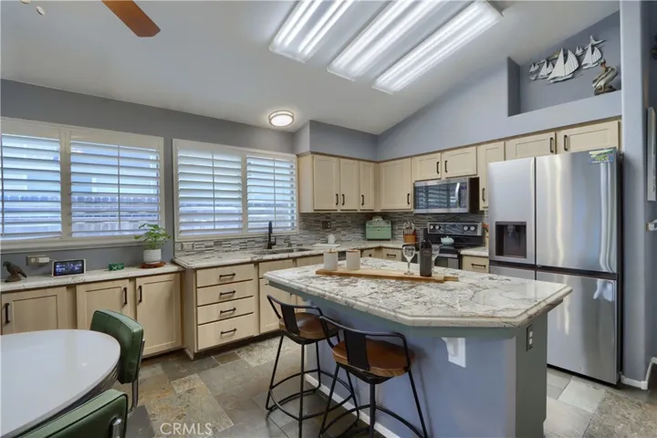 7440 N Wheeler N, Fresno, California 93722