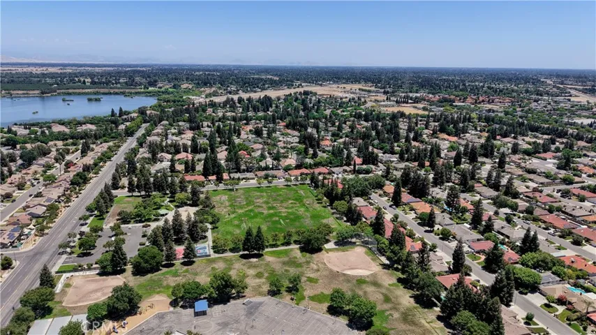 7440 N Wheeler N, Fresno, California 93722