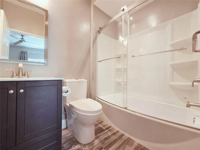 2nd Bathroom