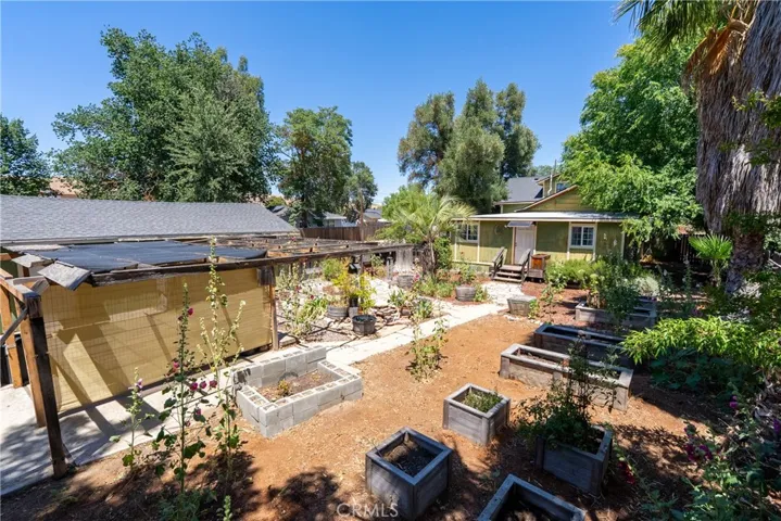 155 N 2nd Street, Shandon, California 93461