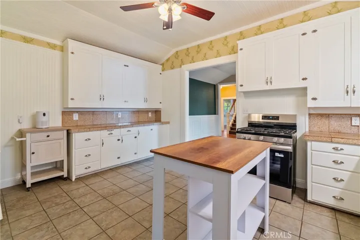 155 N 2nd Street, Shandon, California 93461