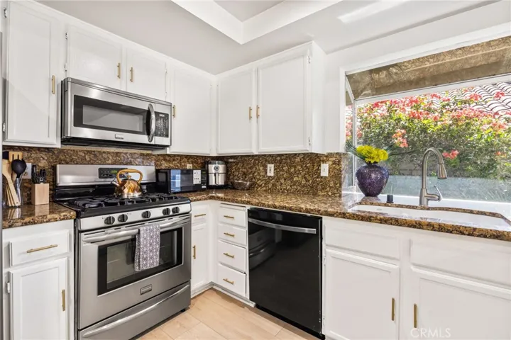 1489 E Francis Drive, Palm Springs, California 92262