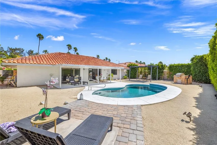 1489 E Francis Drive, Palm Springs, California 92262