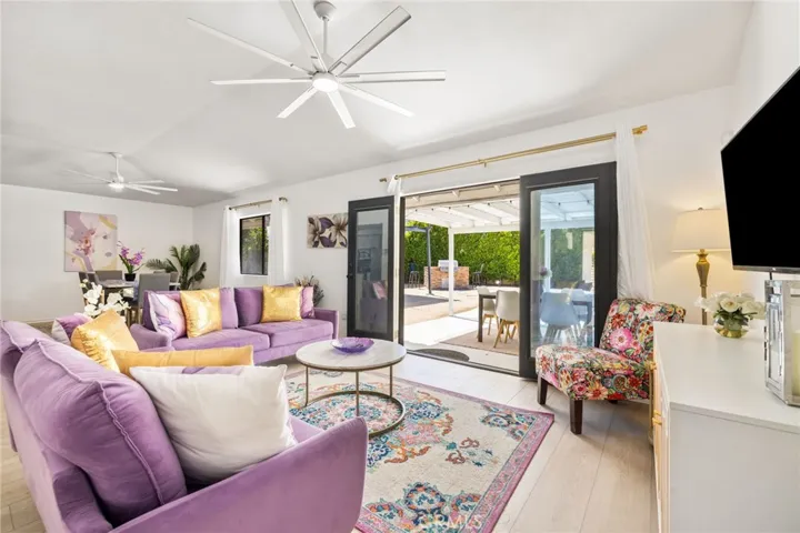 1489 E Francis Drive, Palm Springs, California 92262