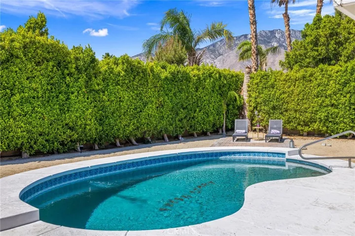 1489 E Francis Drive, Palm Springs, California 92262