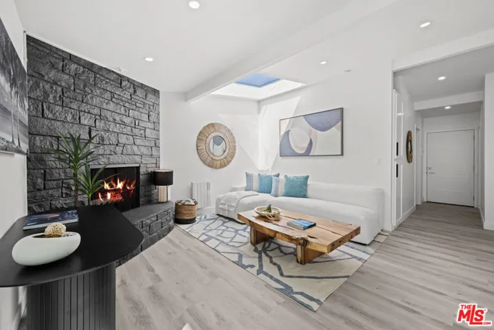 25154 Malibu Road 2, Malibu, California 90265