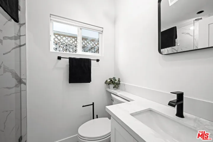 25154 Malibu Road 2, Malibu, California 90265