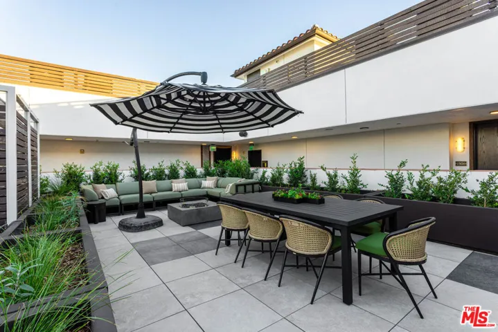 1333 S Orange Grove Avenue 401, Los Angeles, California 90019
