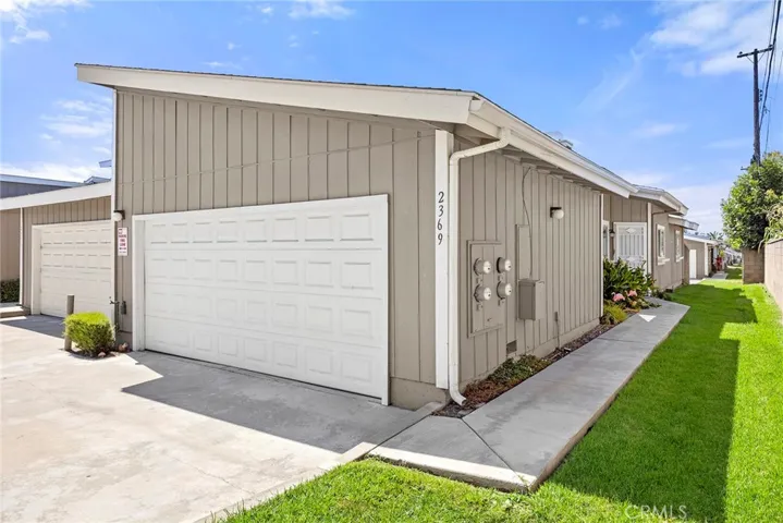 2369 S Reservoir, Pomona, California 91766