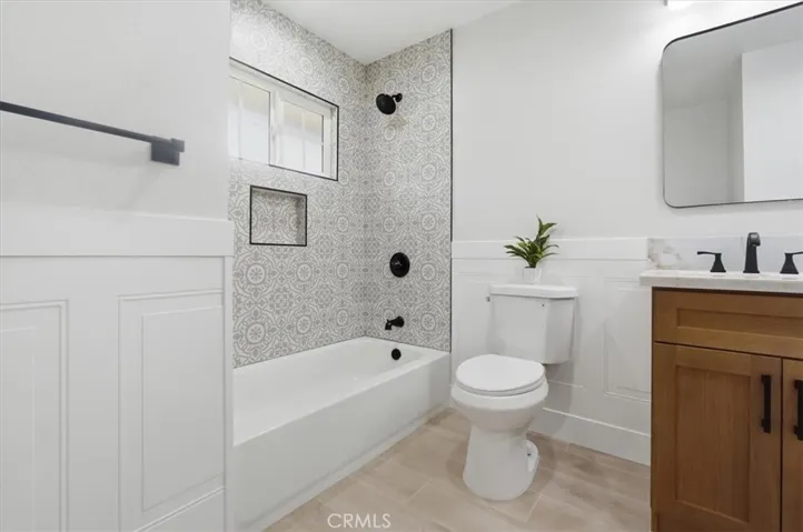 HALL FULL BATH