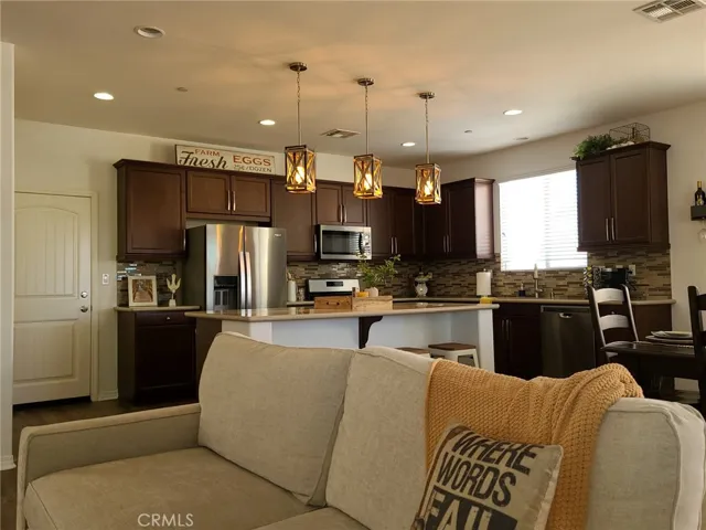 31377 Partridgeberry Drive, Winchester, California 92596
